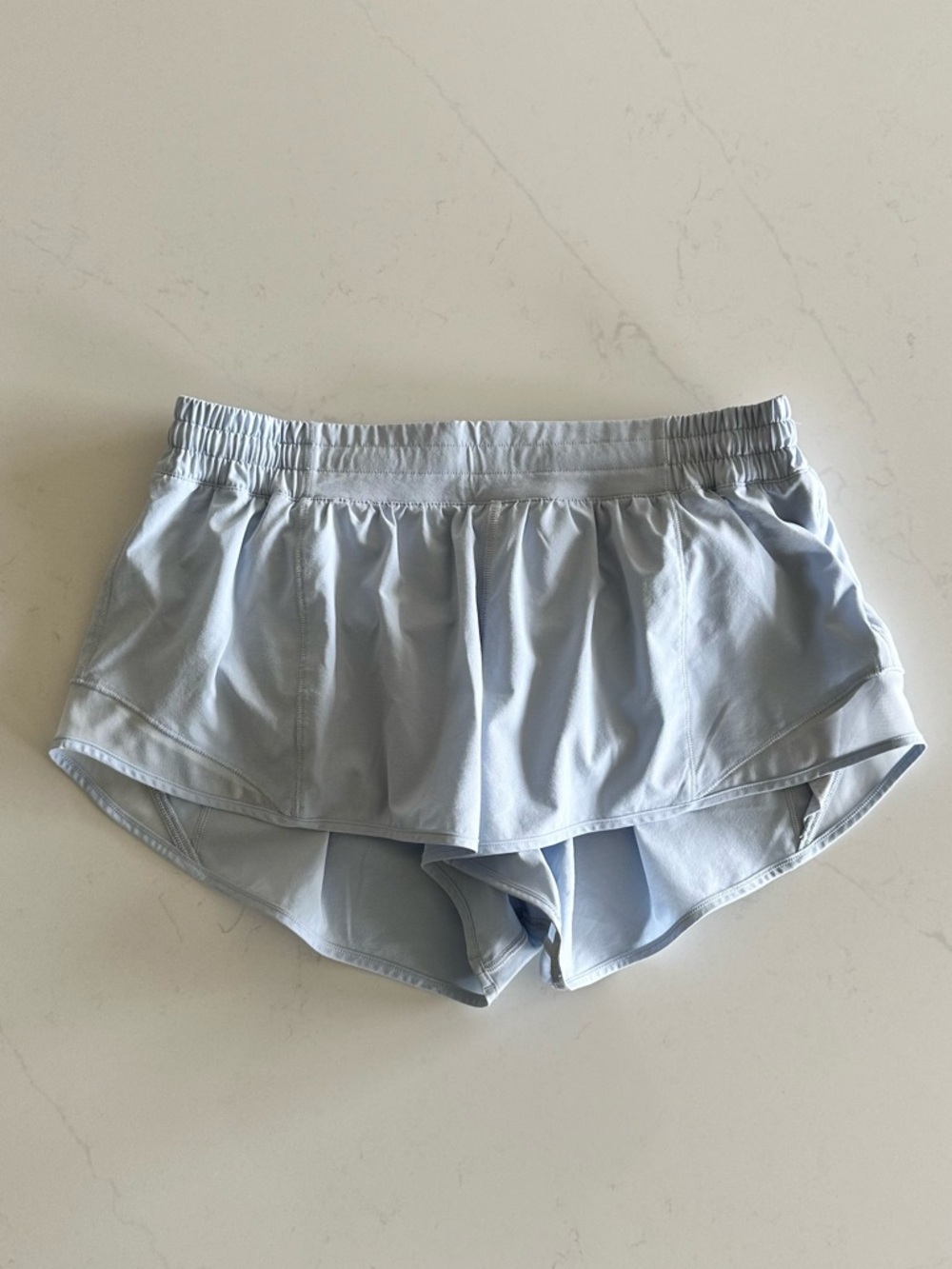 lululemon hotty hot 2.5” windmill
